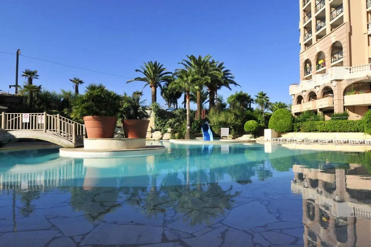 Appartamento In Riva Al Mare A Cannes 0*,