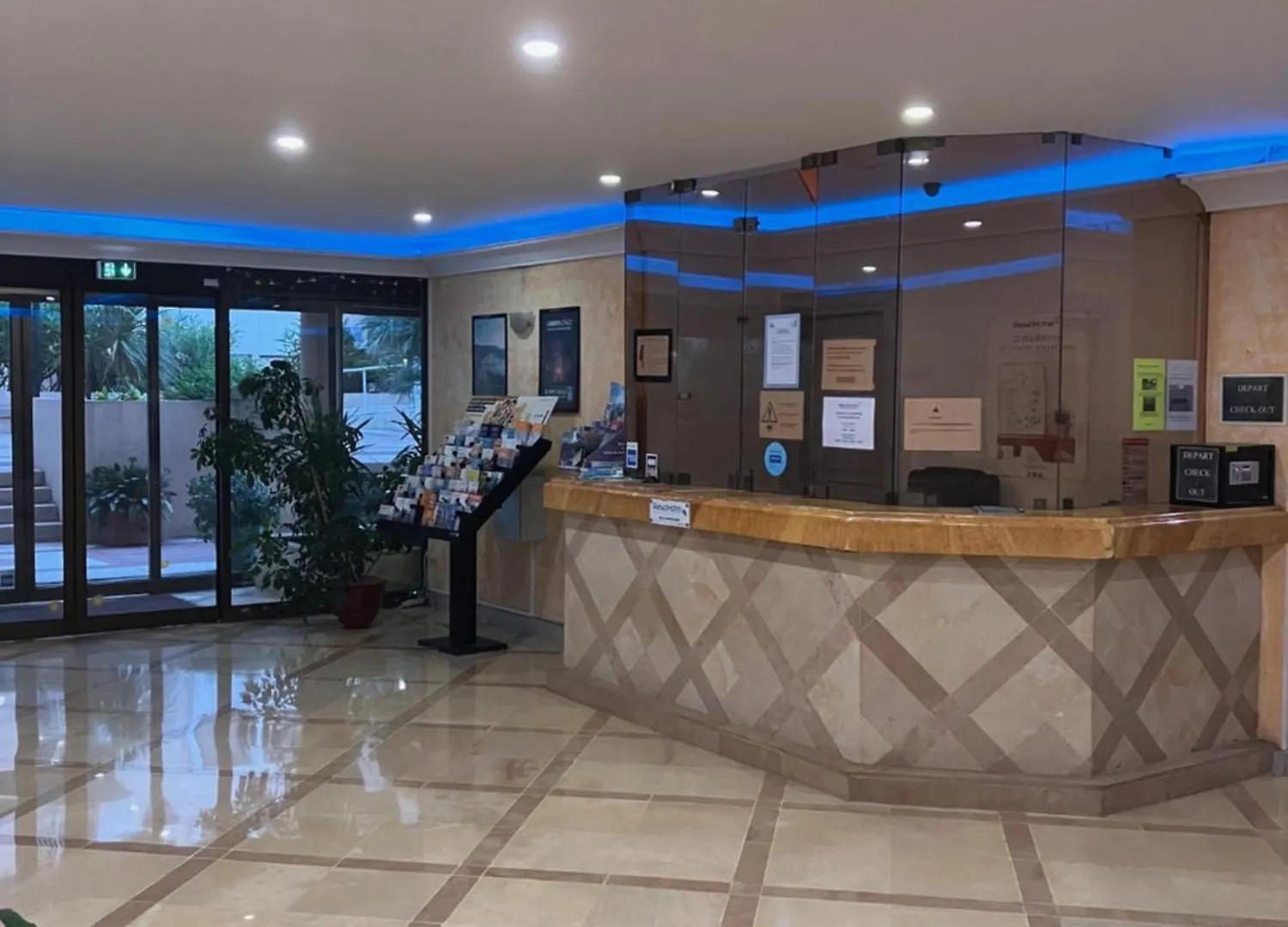 Apartament Appartamento In Riva Al Mare A Cannes Francja